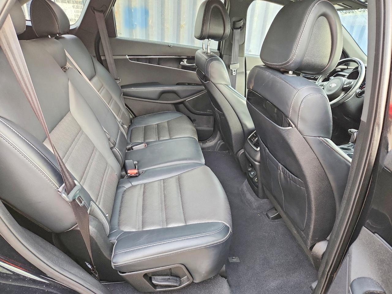 2016 KIA SORENTO