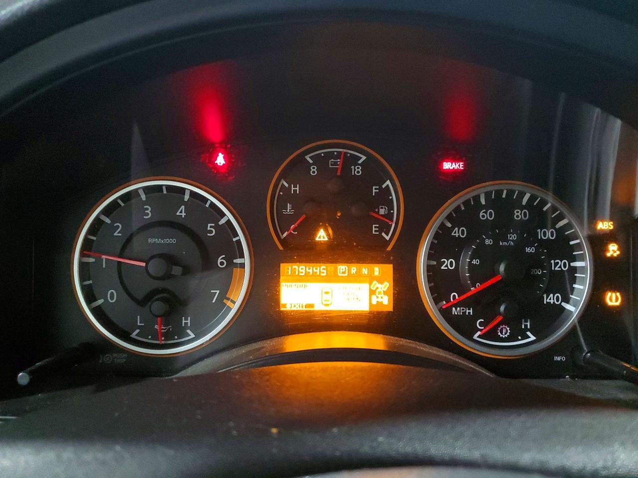 2015 NISSAN Armada