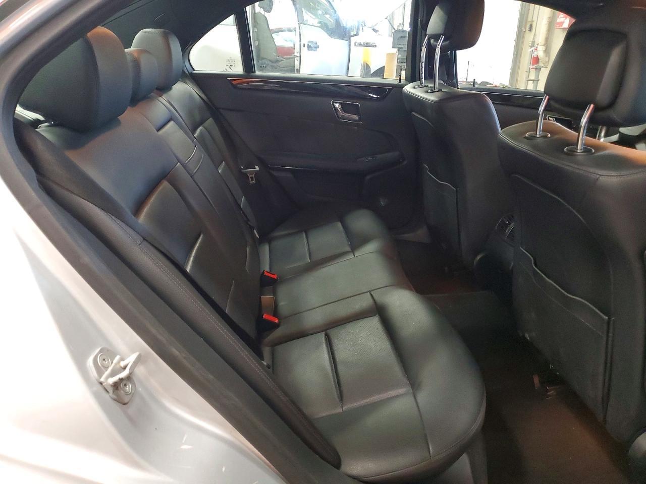 2011 MERCEDES-BENZ E-Class