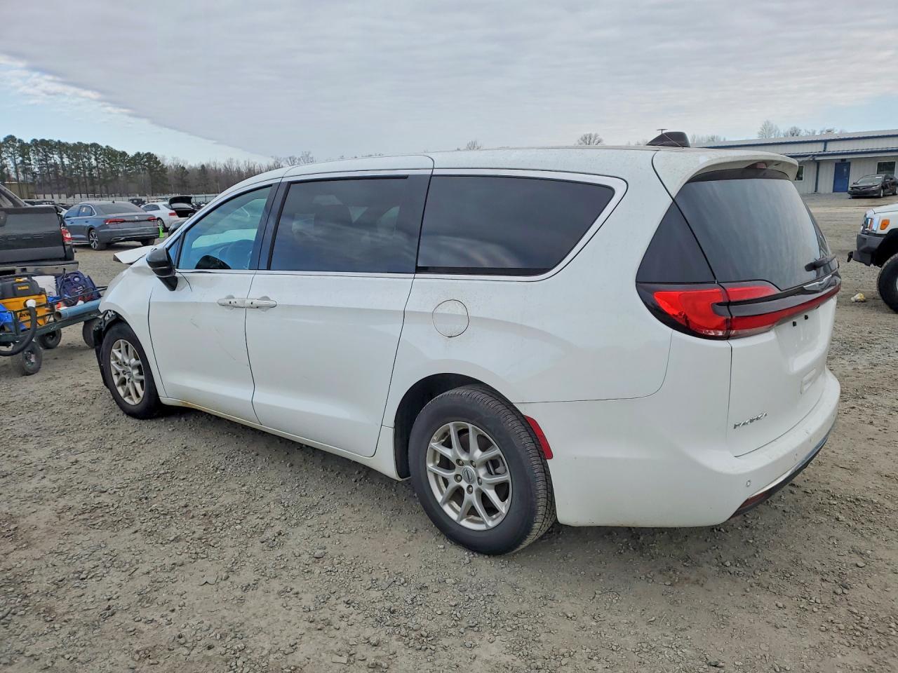 2025 CHRYSLER Pacifica