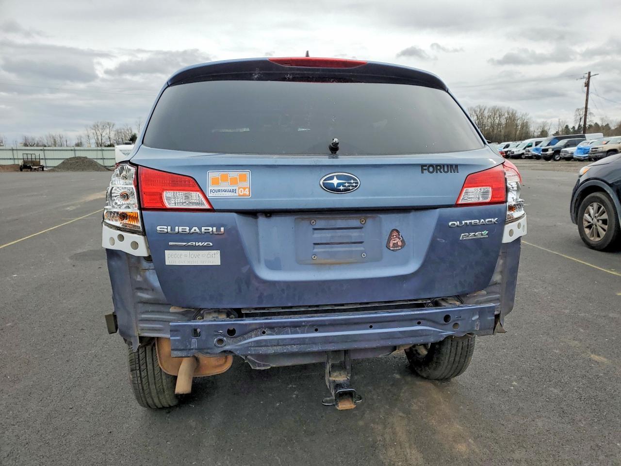 2014 SUBARU Outback