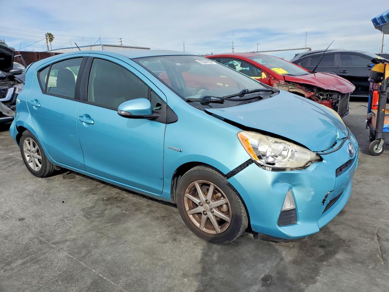 2012 TOYOTA Prius c