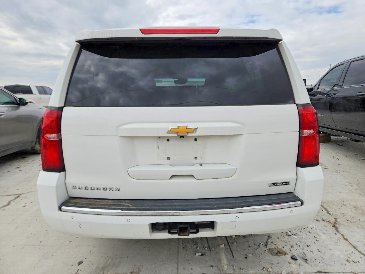 2017 CHEVROLET Suburban