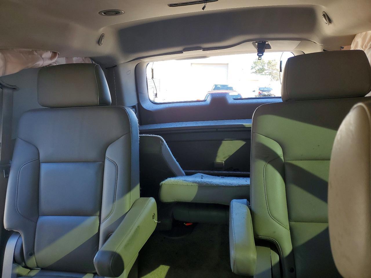 2015 CHEVROLET Tahoe