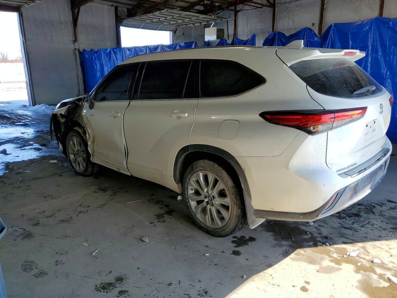 2020 TOYOTA HIGHLANDER