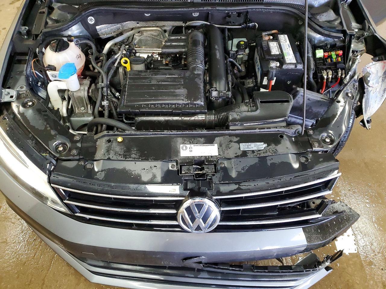 2016 VOLKSWAGEN JETTA