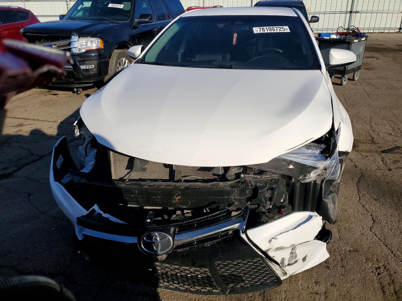 2017 TOYOTA CAMRY