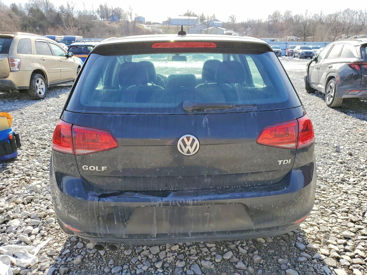 2015 VOLKSWAGEN GOLF
