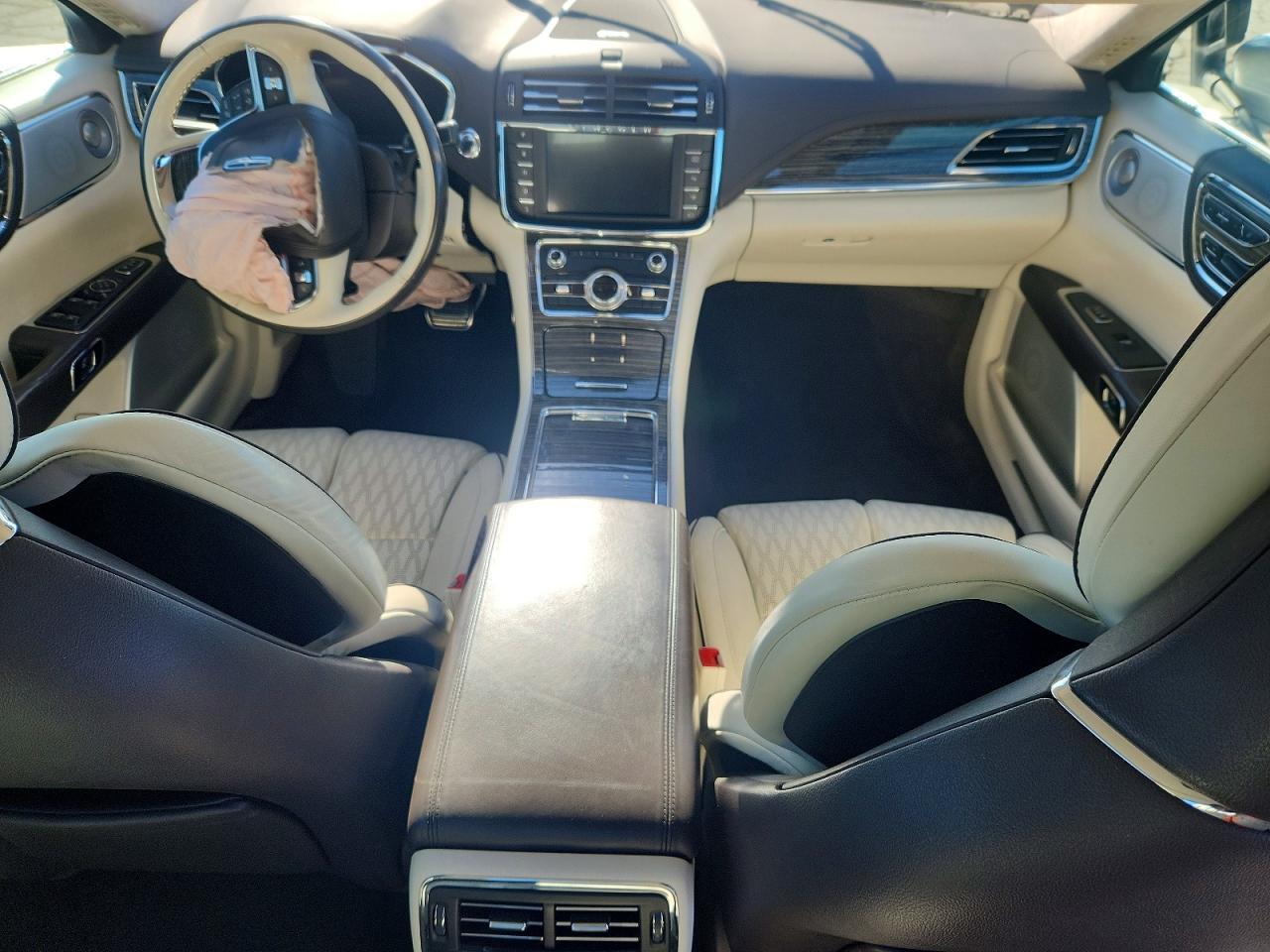 2018 LINCOLN Continental