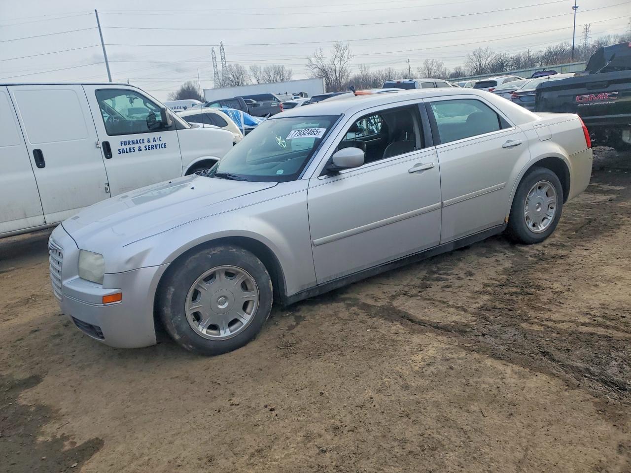 2005 CHRYSLER 300