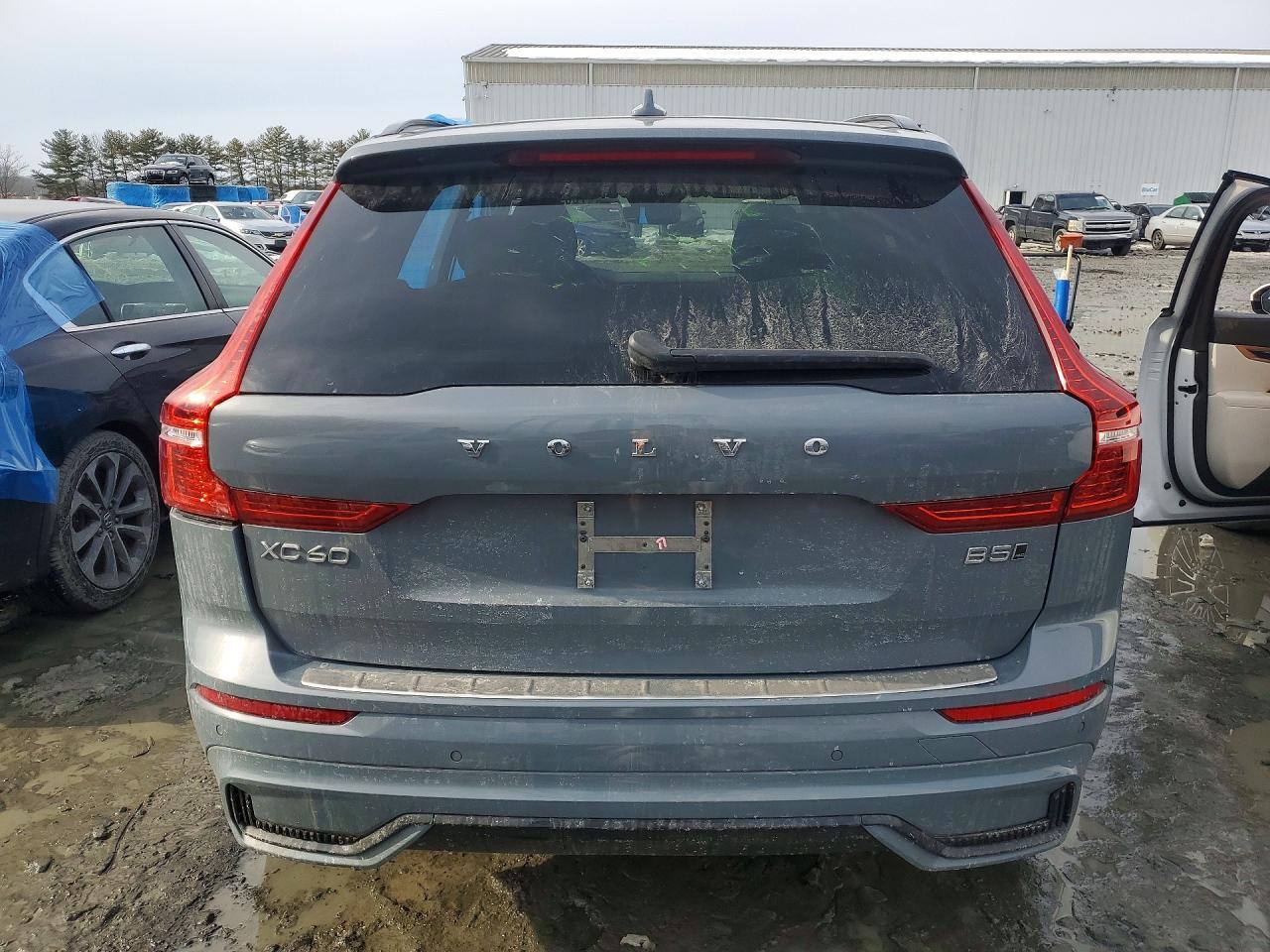 2024 VOLVO XC60