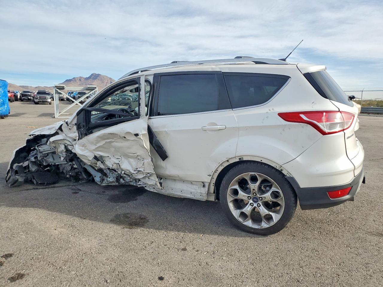 2013 FORD ESCAPE