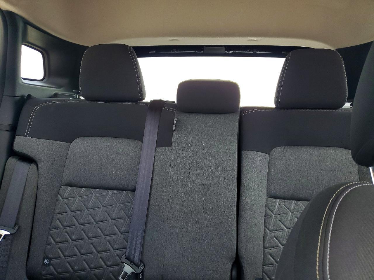 2025 NISSAN KICKS