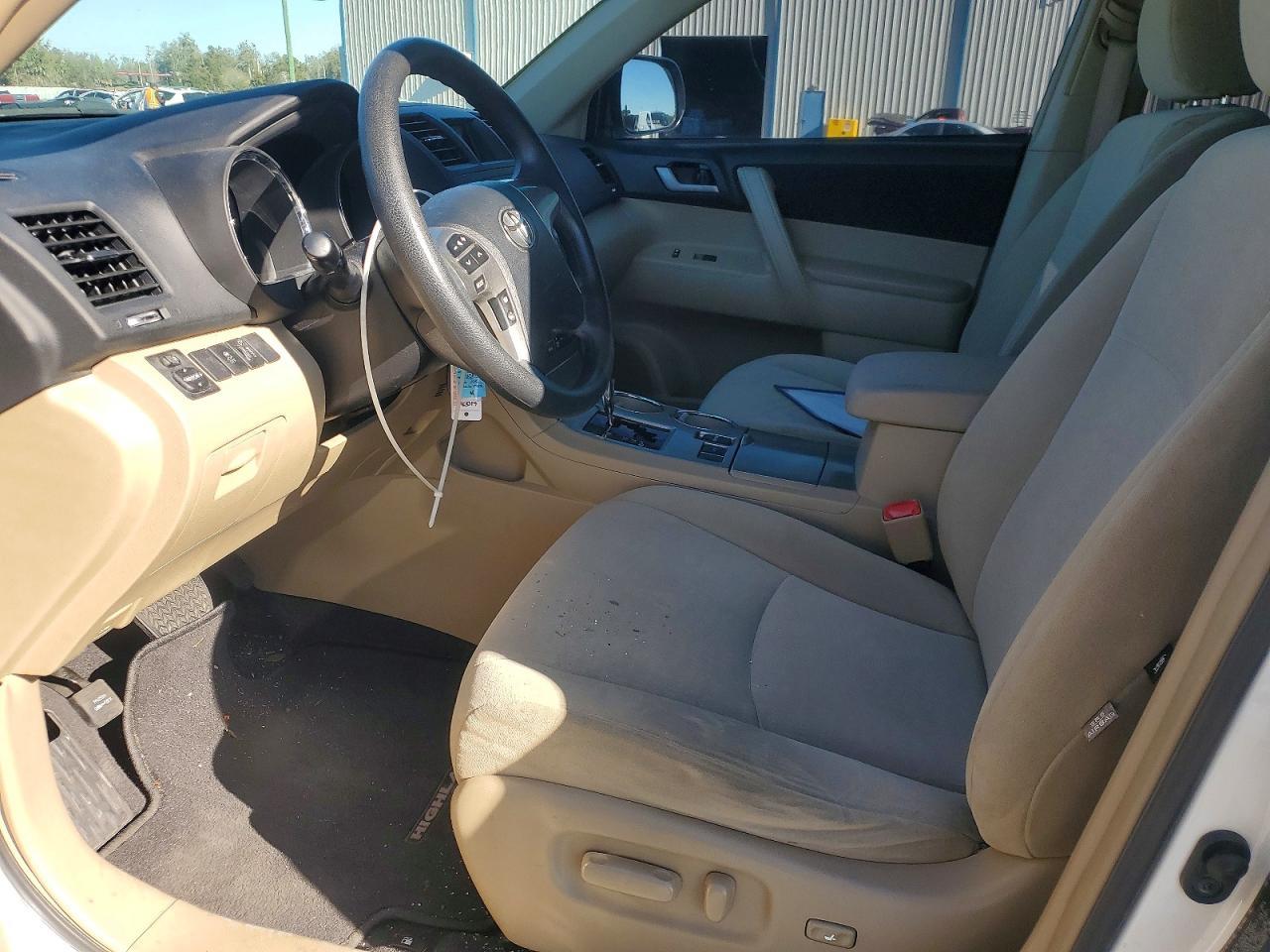 2012 TOYOTA HIGHLANDER