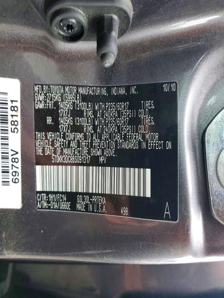 2011 TOYOTA SIENNA