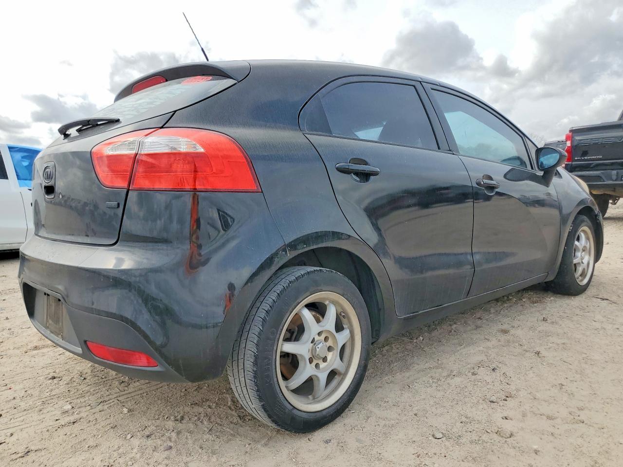 2012 KIA RIO