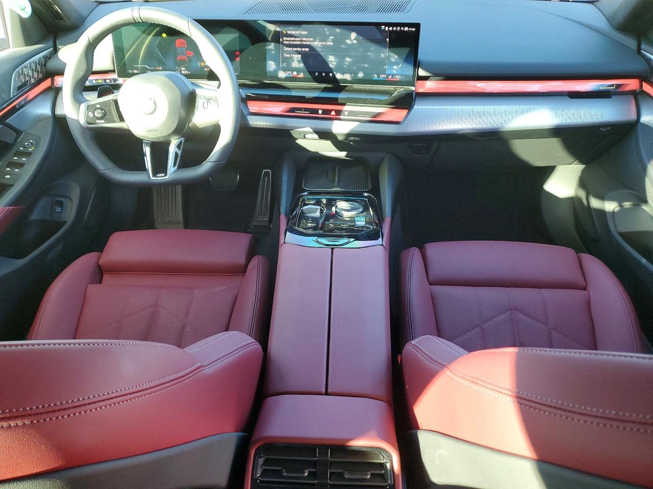 2025 BMW i5
