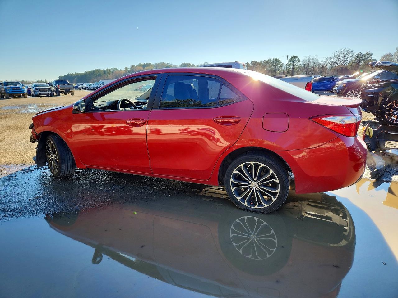 2015 TOYOTA COROLLA
