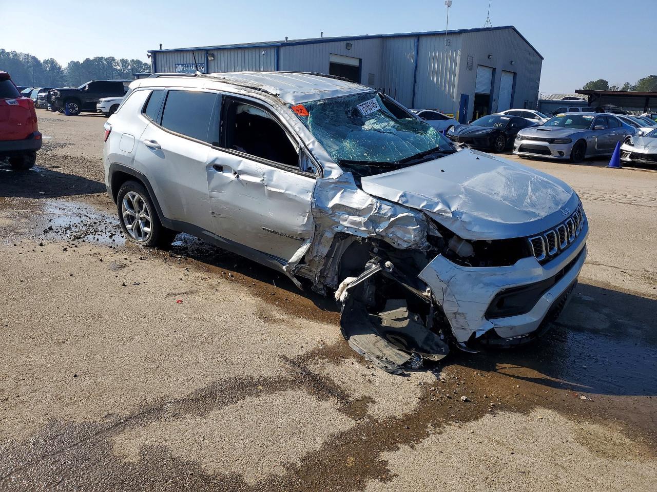 2024 JEEP Compass