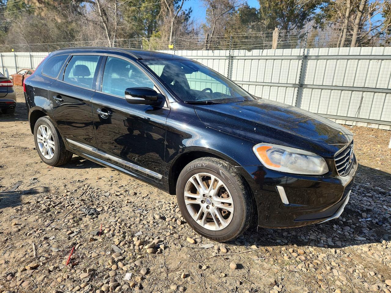 2015 VOLVO XC60