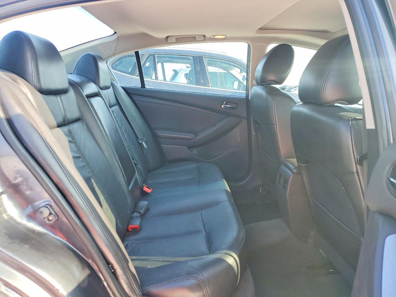 2011 NISSAN ALTIMA