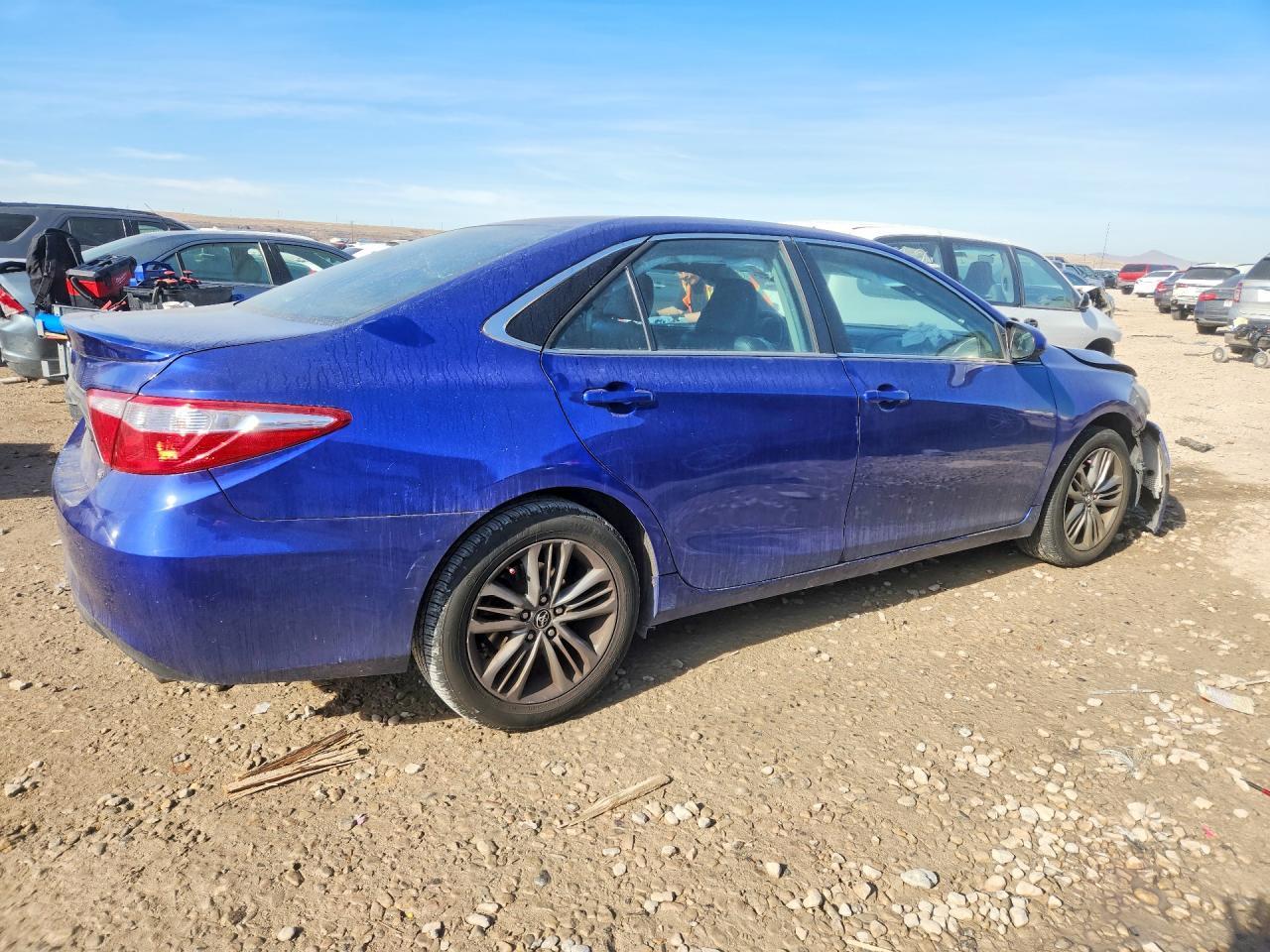 2015 TOYOTA CAMRY