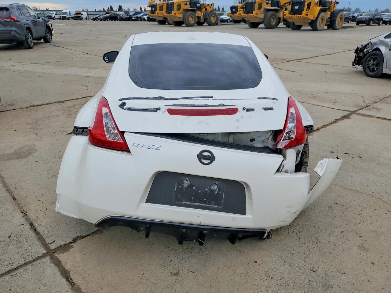 2011 NISSAN 370Z