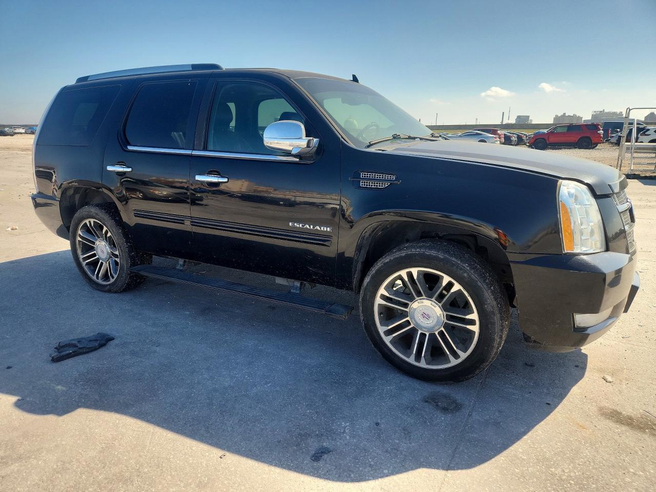 2012 CADILLAC ESCALADE