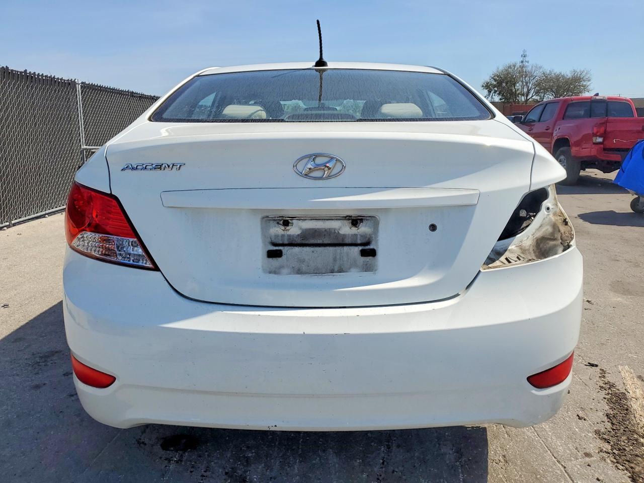 2014 HYUNDAI ACCENT