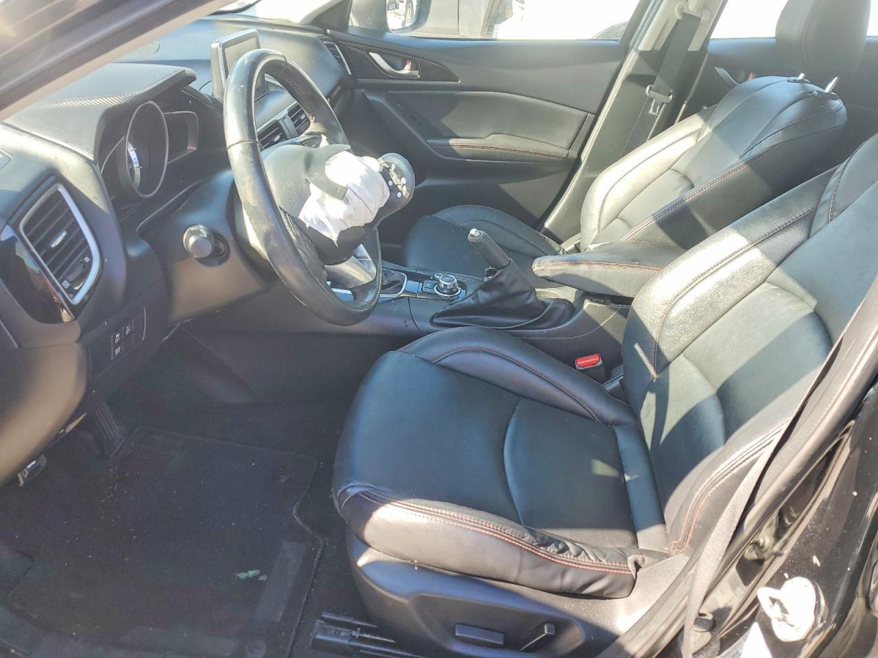 2015 MAZDA 3