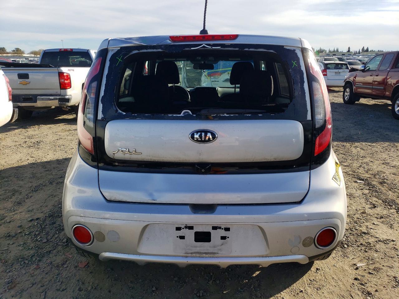 2018 KIA SOUL