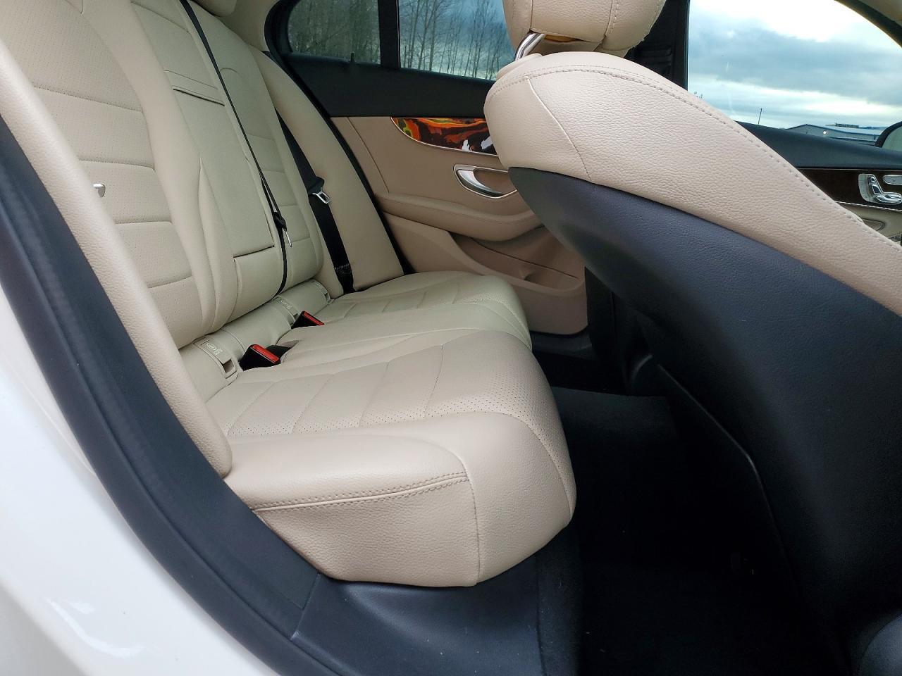 2016 MERCEDES-BENZ C-CLASS