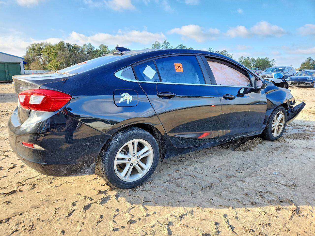 2017 CHEVROLET CRUZE