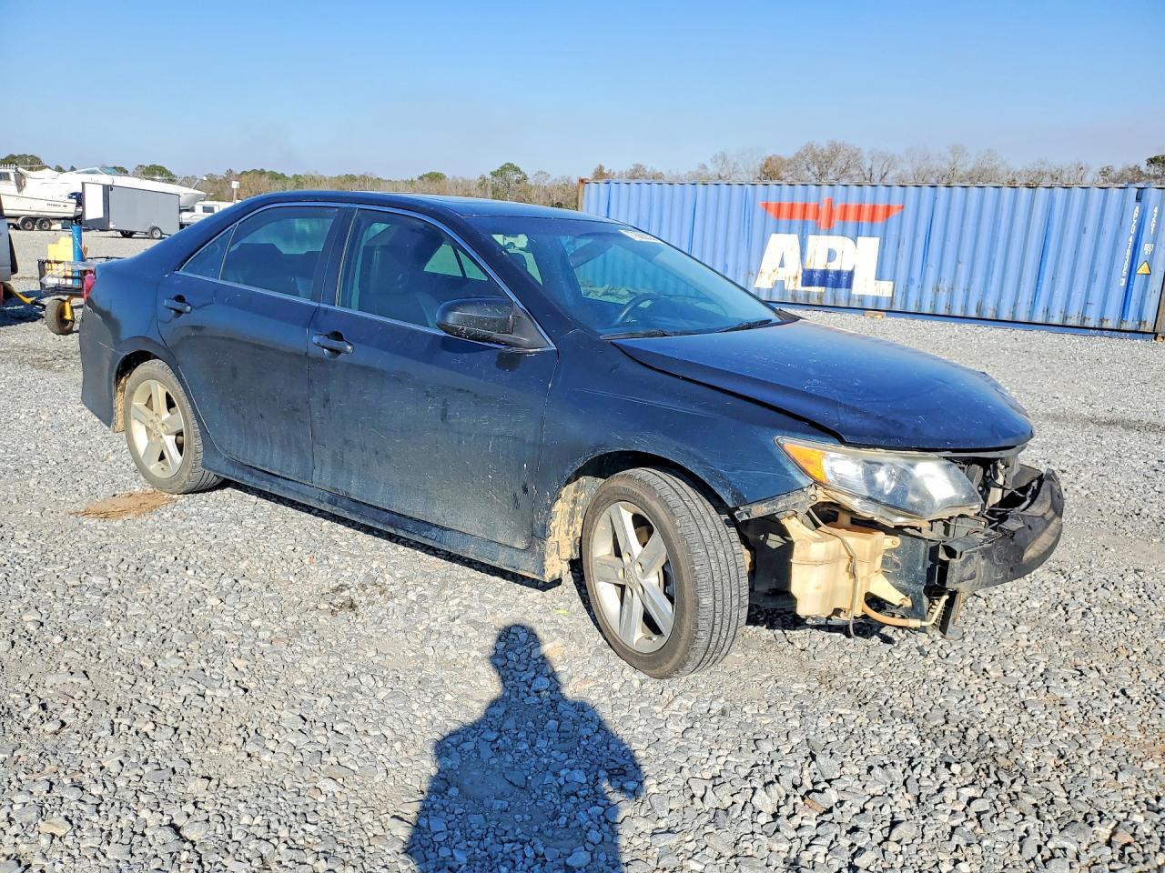 2013 TOYOTA CAMRY