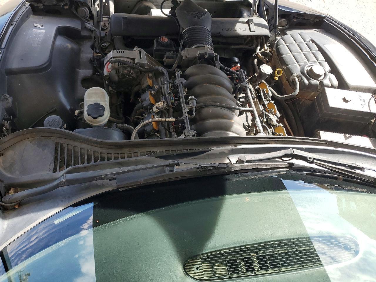 2001 CHEVROLET CORVETTE