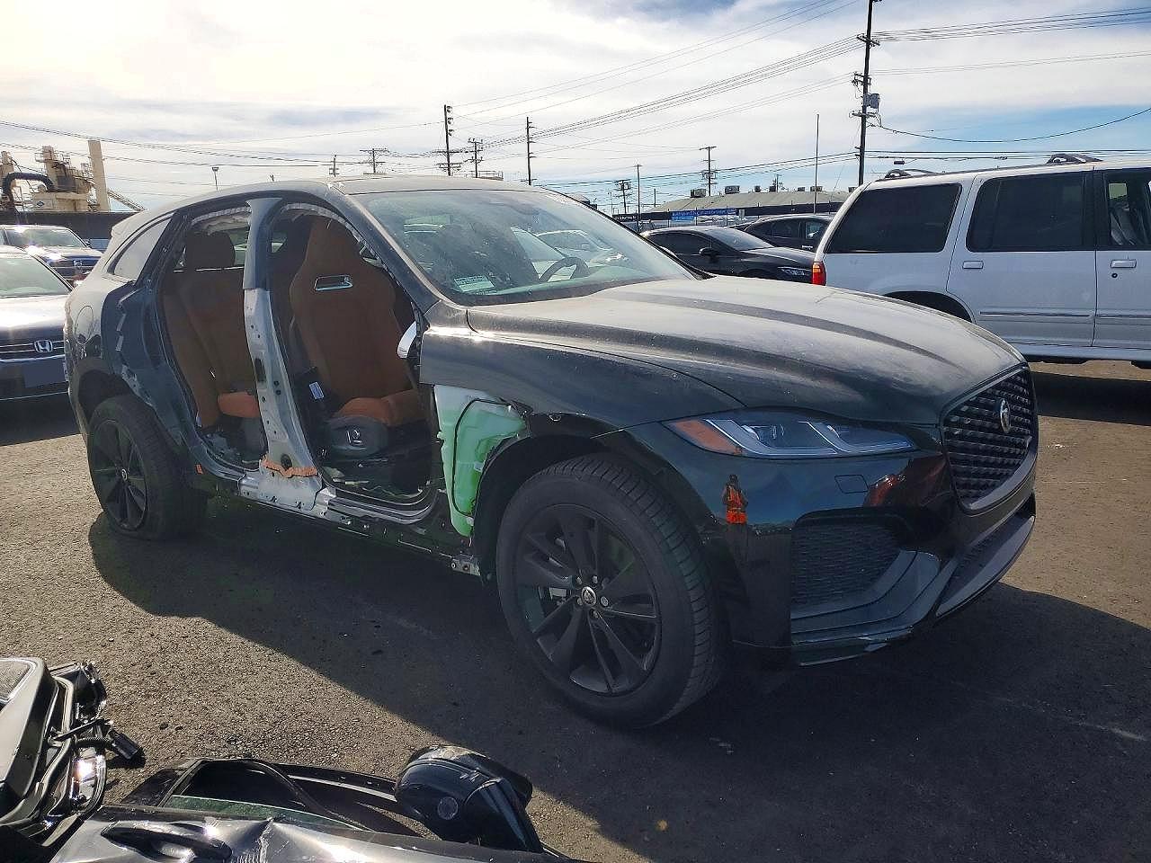 2025 JAGUAR F-Pace
