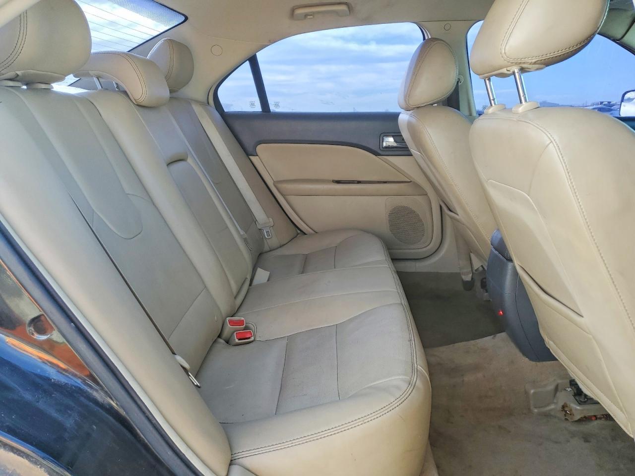 2011 FORD FUSION