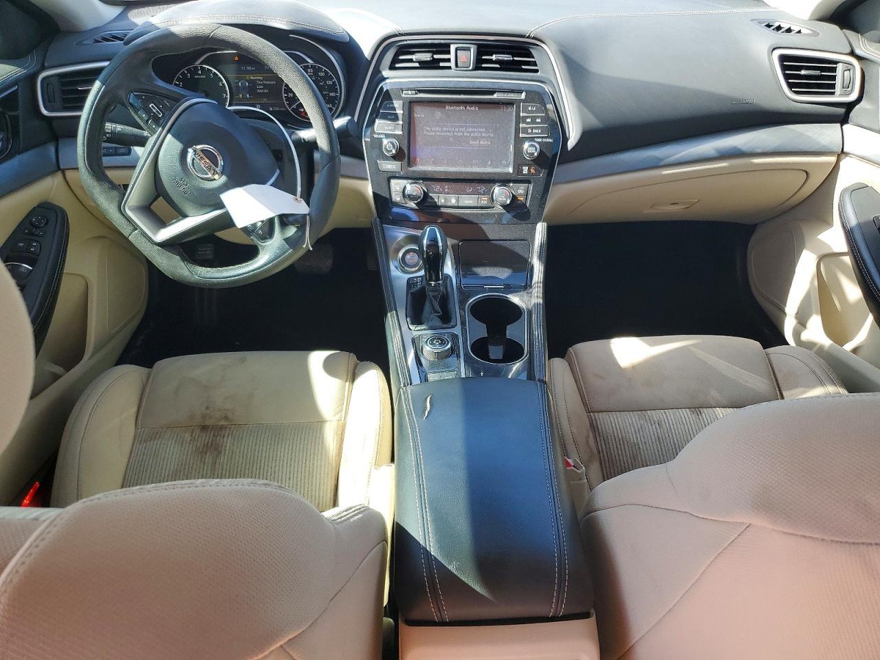 2016 NISSAN Maxima