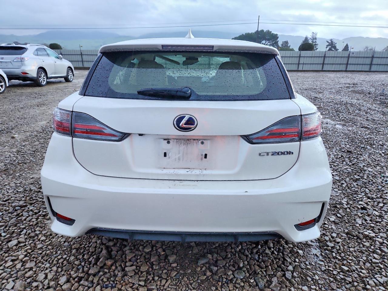 2016 LEXUS CT 200