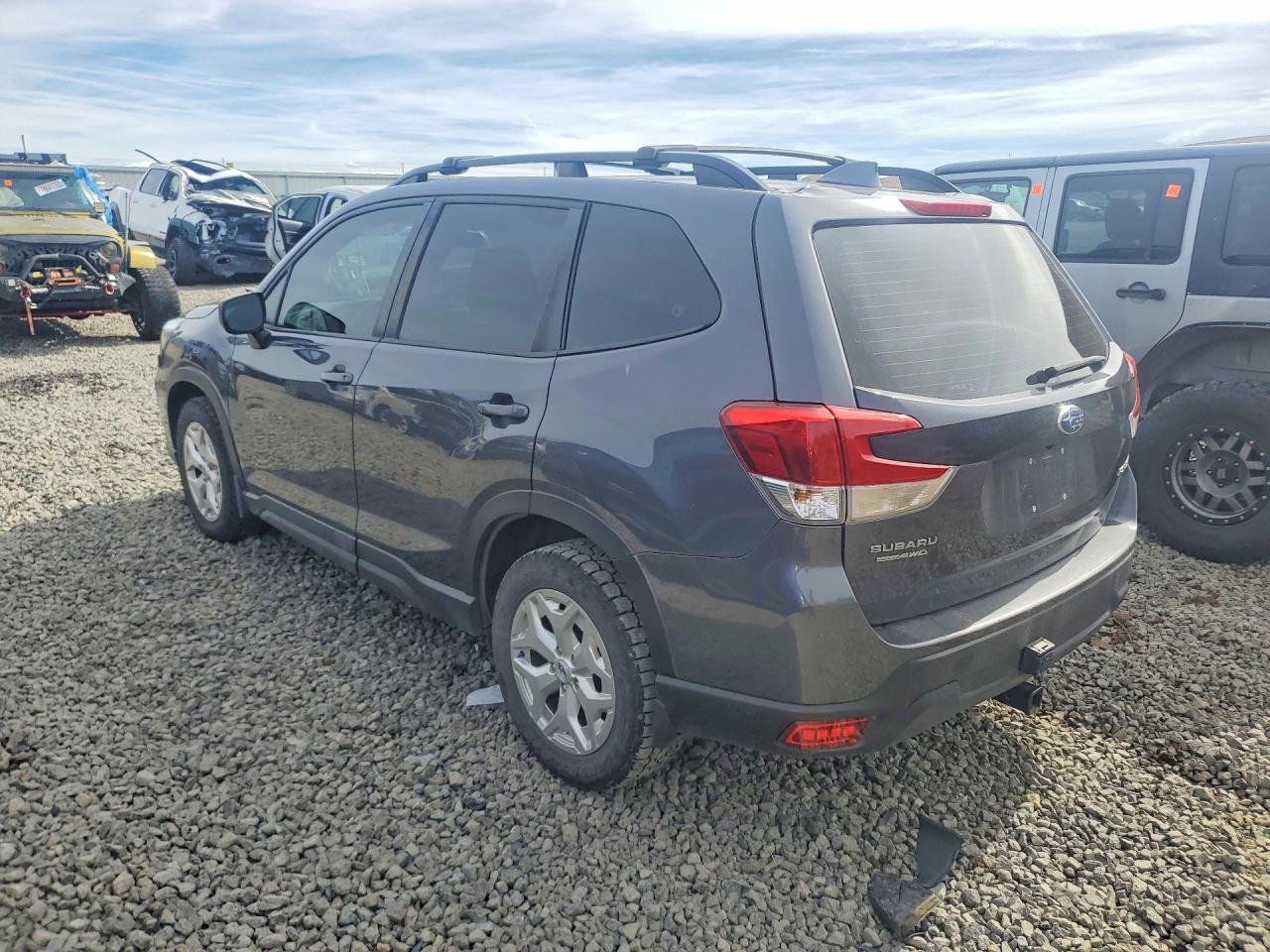 2021 SUBARU FORESTER