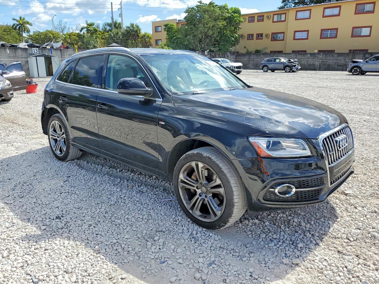 2013 AUDI Q5