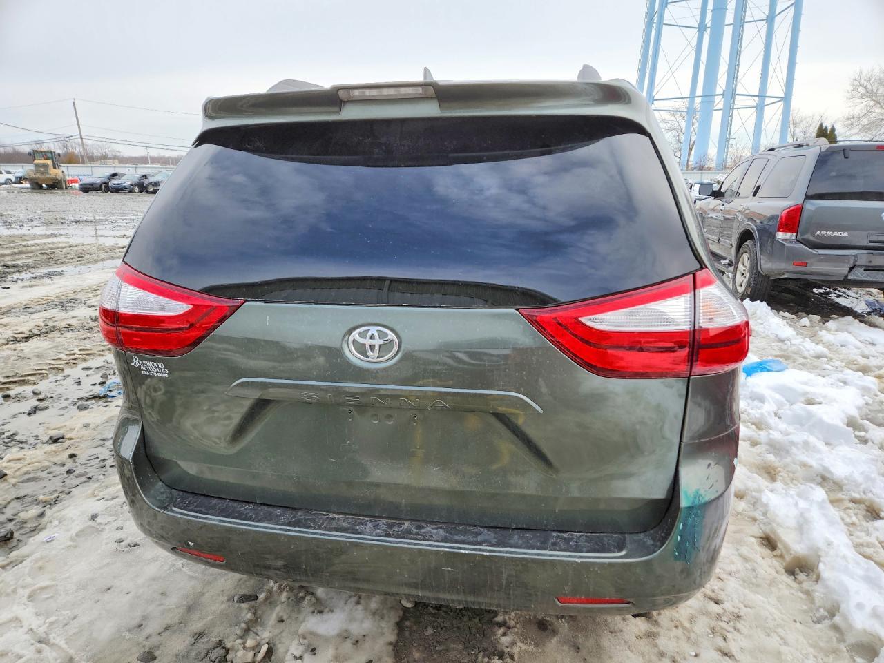 2019 TOYOTA SIENNA