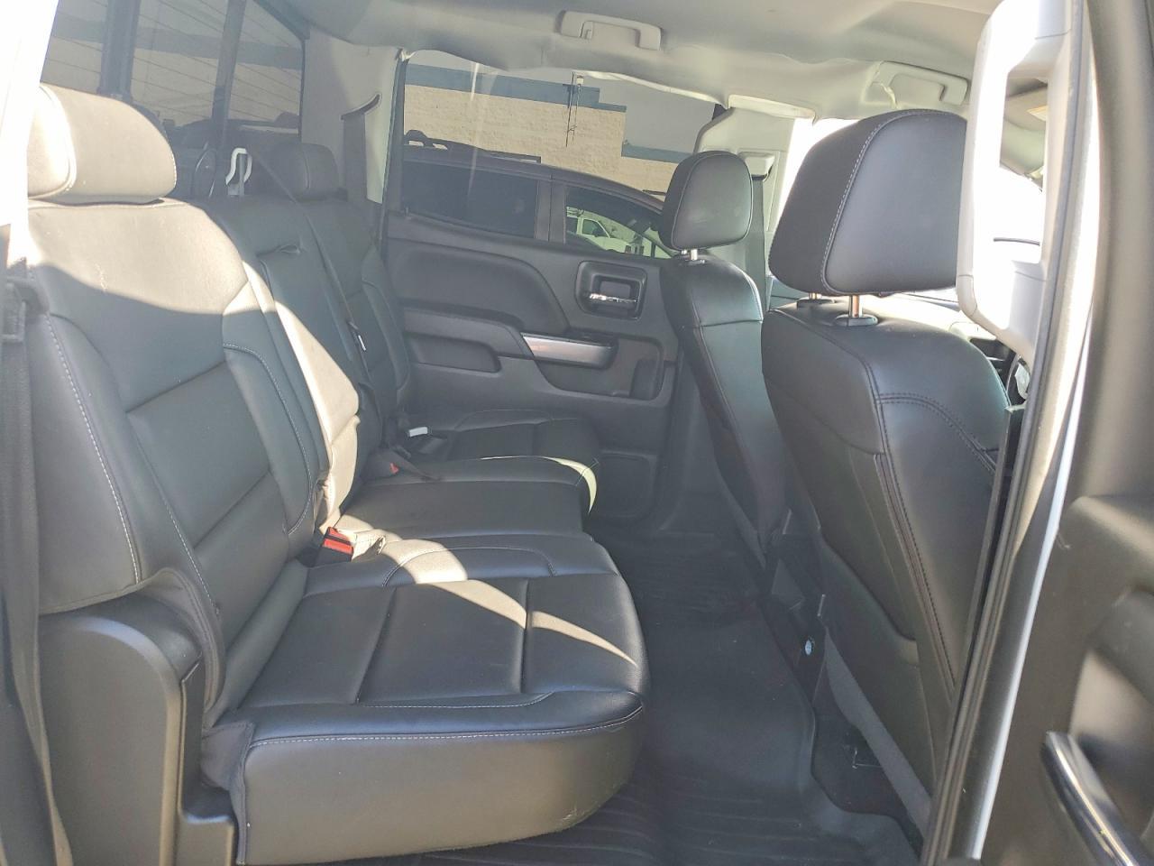 2018 CHEVROLET Silverado