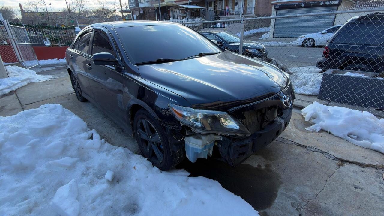 2011 TOYOTA CAMRY