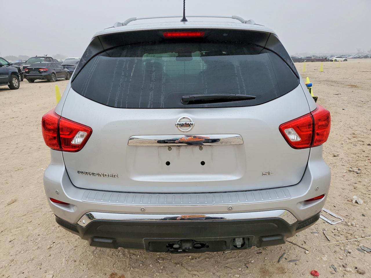 2017 NISSAN PATHFINDER