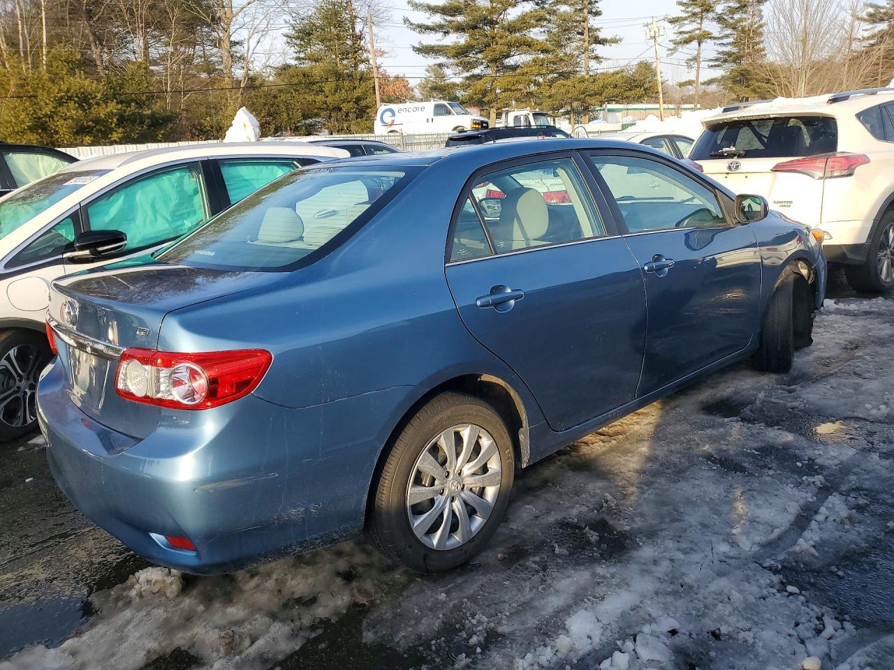 2013 TOYOTA COROLLA