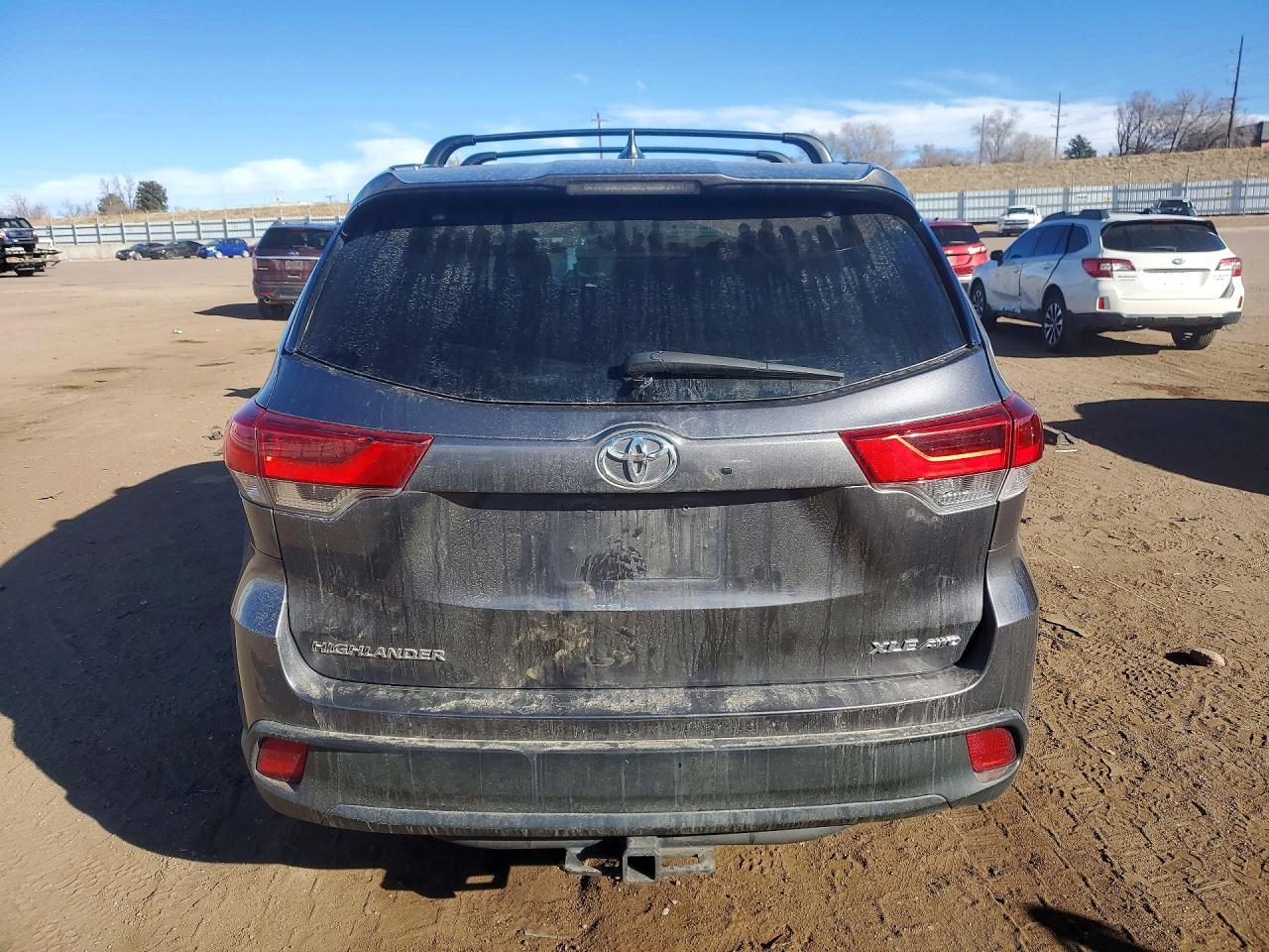 2017 TOYOTA HIGHLANDER