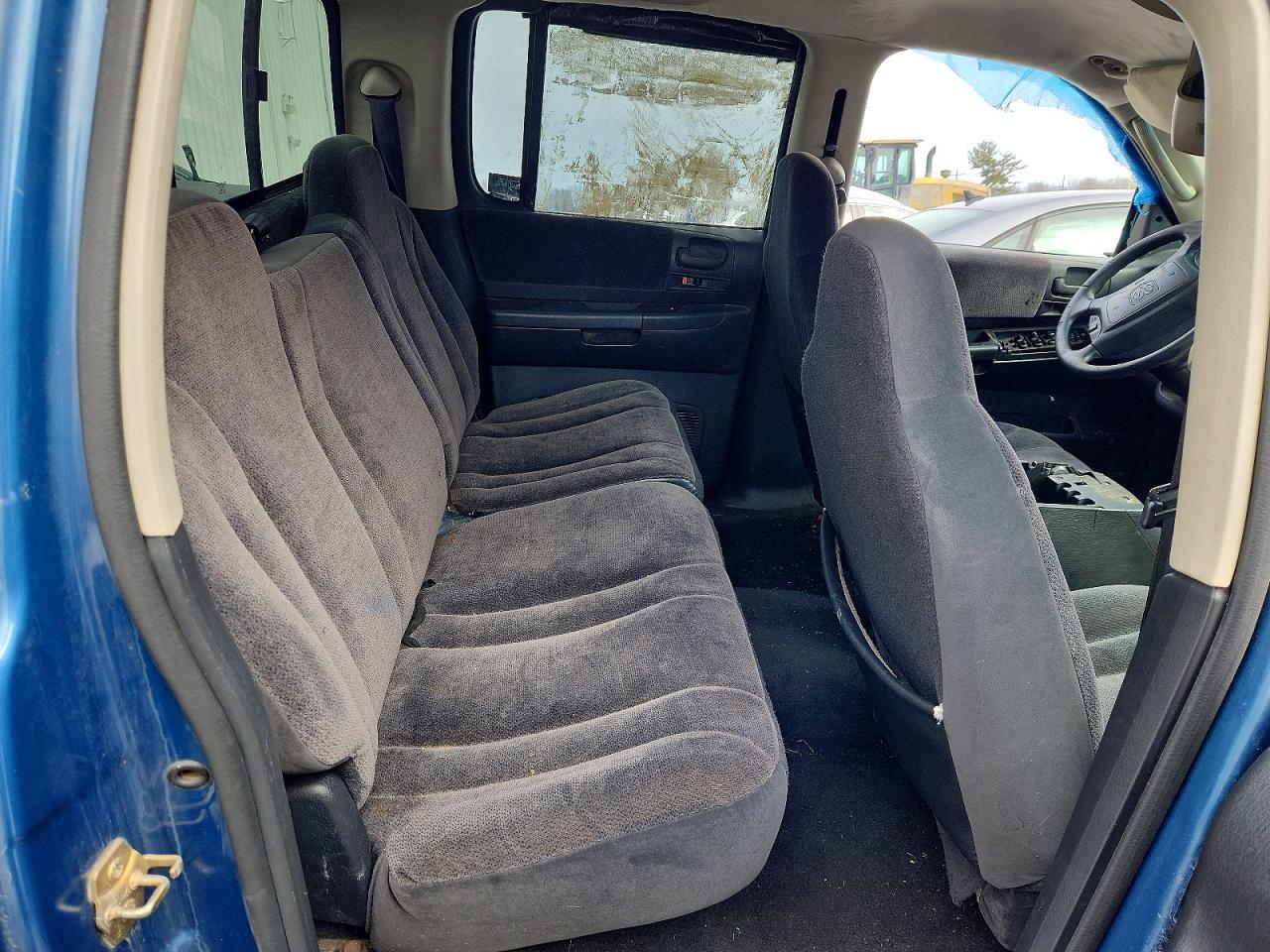 2002 DODGE Dakota