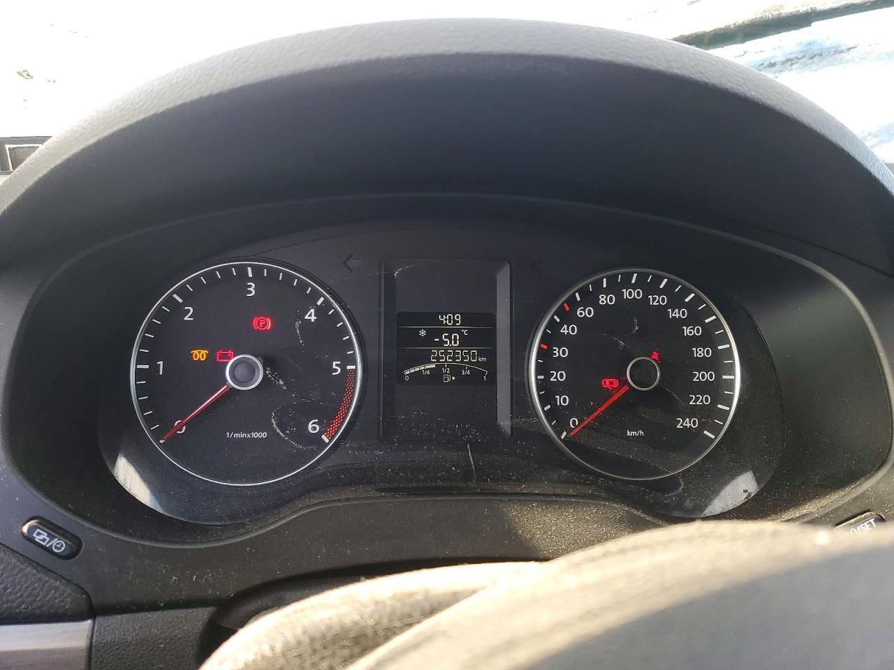 2014 VOLKSWAGEN JETTA
