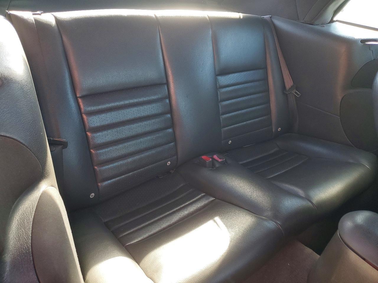 2004 FORD MUSTANG